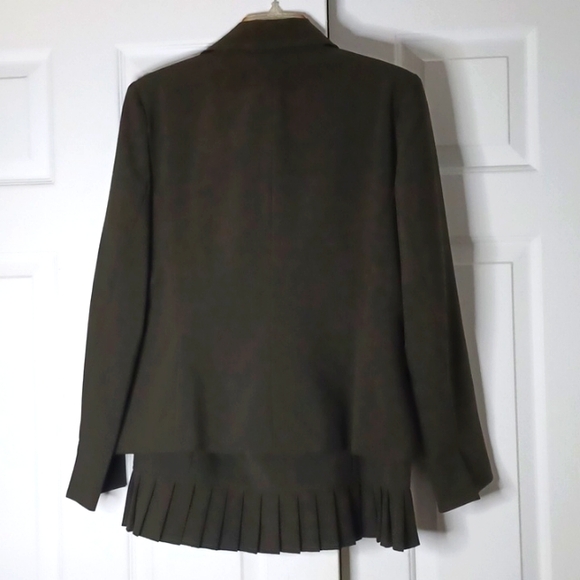 D19- 👌- 2 pc Hunter Green Clorered Jacket and Skirt Set - sz 10 - Picture 3 of 14